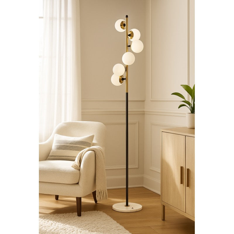 Lampara Cracov pie salón,mármol,metal,tulipas blancas .